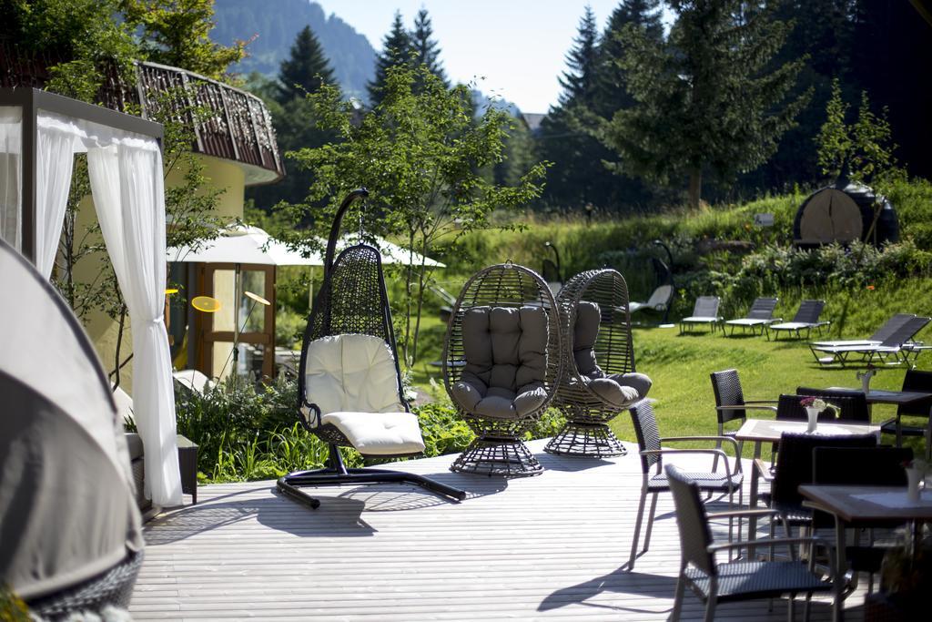 Family & Sporthotel Kaerntnerhof Bad Kleinkirchheim Exterior photo