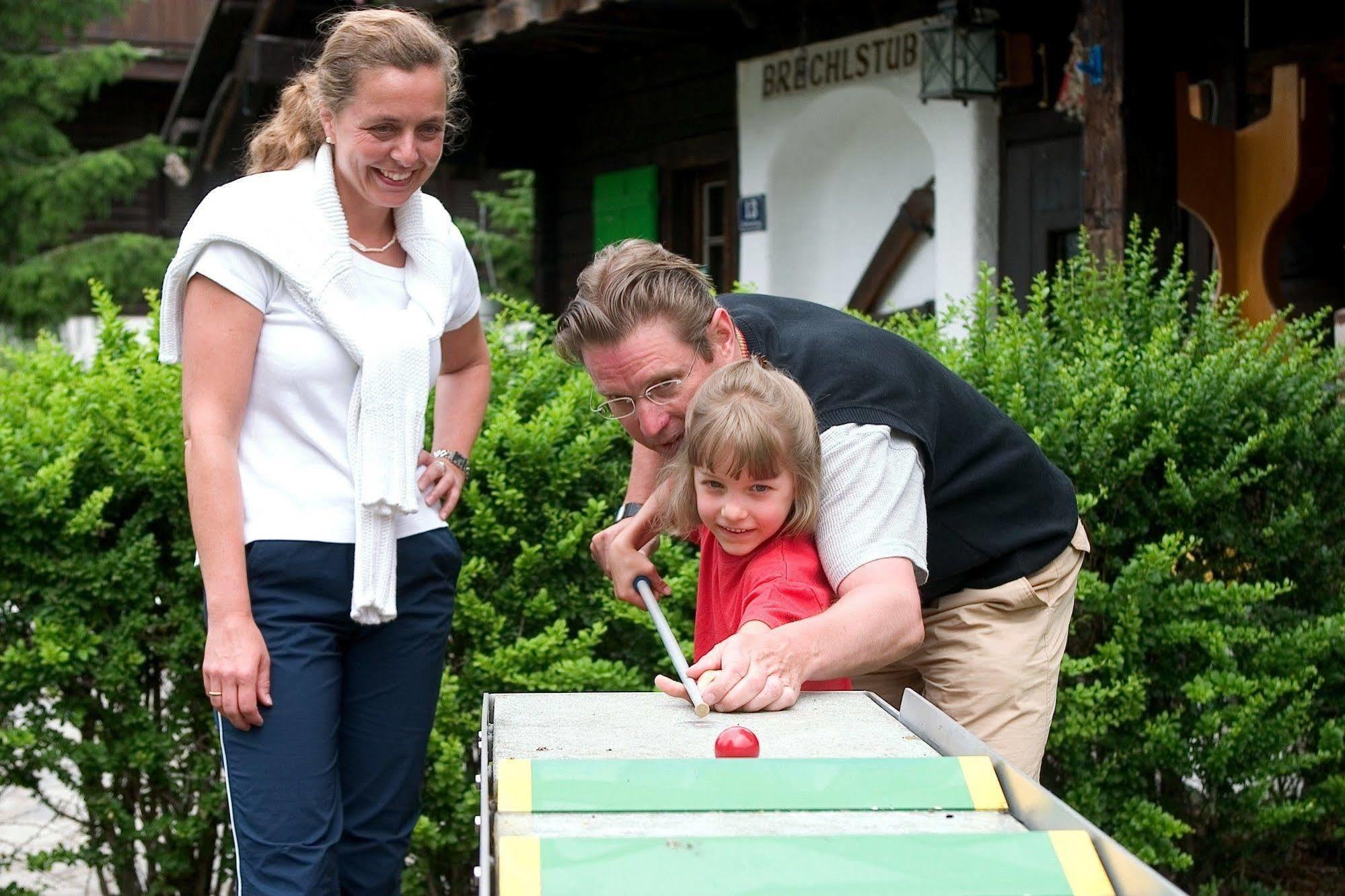 Family & Sporthotel Kaerntnerhof Bad Kleinkirchheim Exterior photo